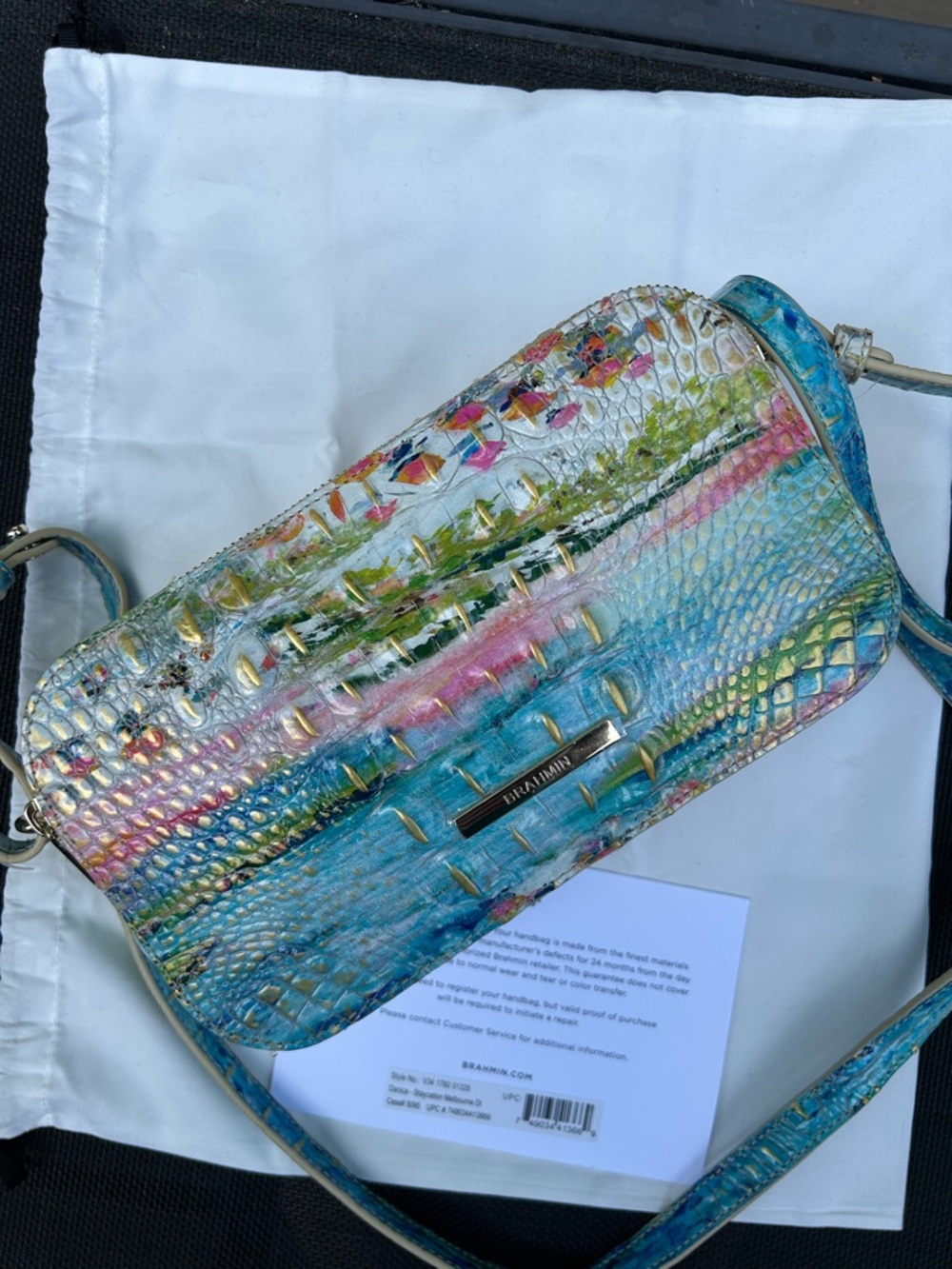 Brahmin Danica HTF staycation small crossbody. EUC